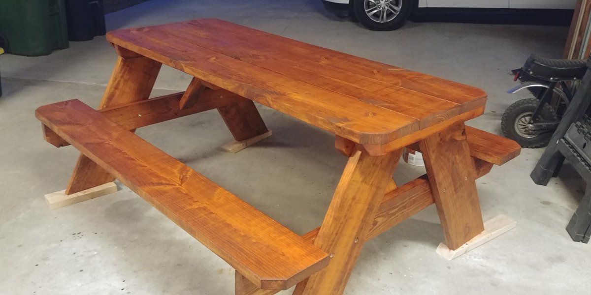 MrFleming12's tweet photo. Hey BPE families, remember we have only 2 days left to bid on auction items or buy raffle tickets for the annual PTA Festival.  Here is the picnic table (6 ft) that I finished last night.  Please click here to help support our PTA and school!!!  https://t.co/i5UqQAN2UN https://t.co/PP4KA1E6CH