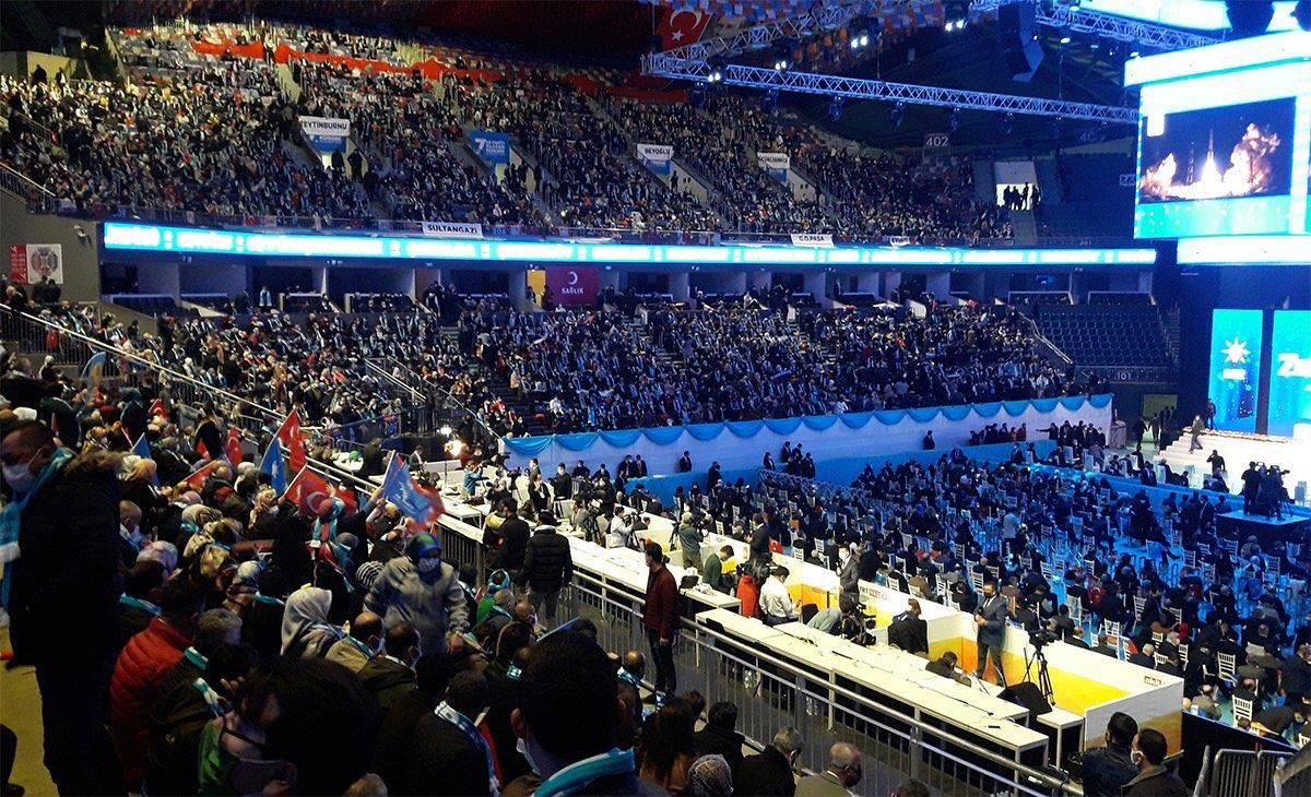 Pandemi nedeniyle dükkanı kapatıp iflas eden akpli esnaf şu an ne düşünüyor acaba?
#19YılımızıAkp7 #lebaleb #FahrettinKocaNerede