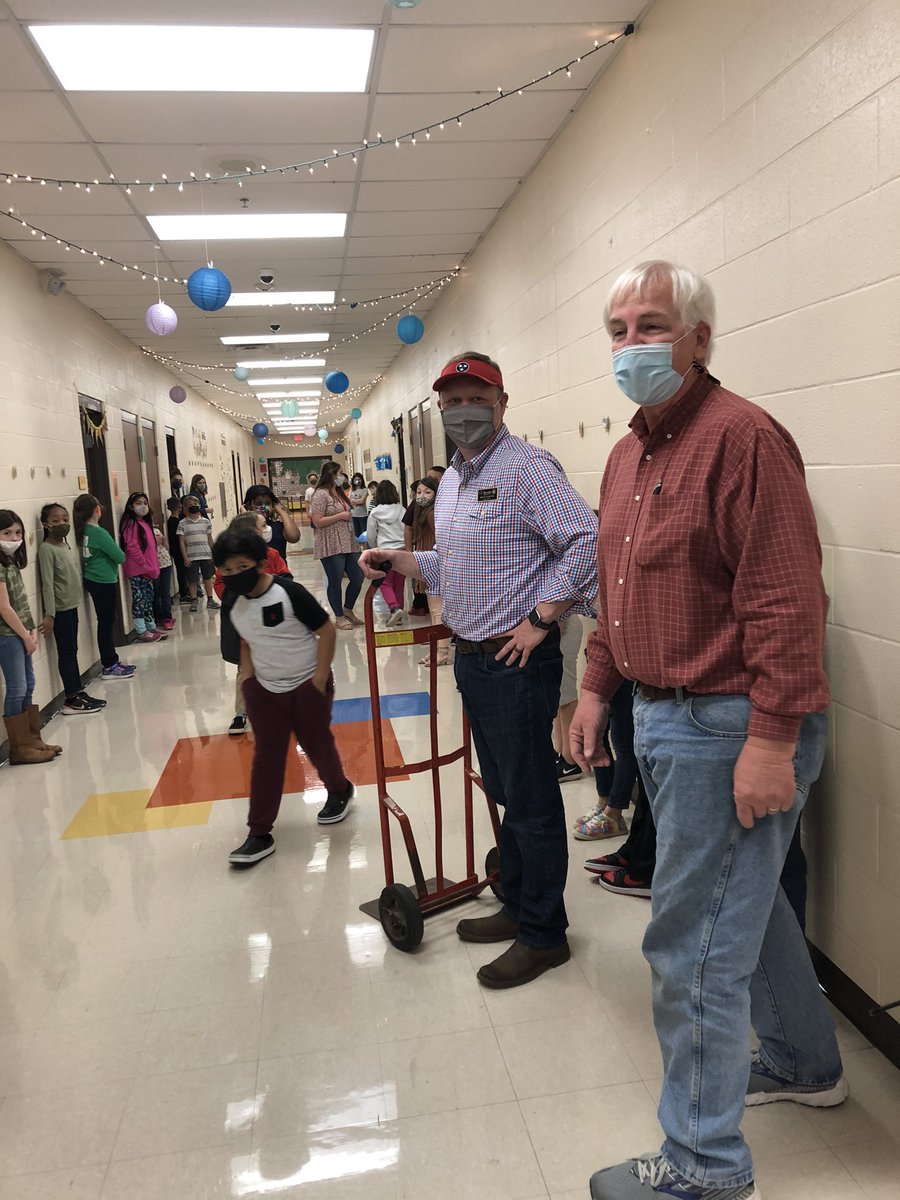 Thank you to the rotary club for bringing us dictionaries!!! We are so excited!