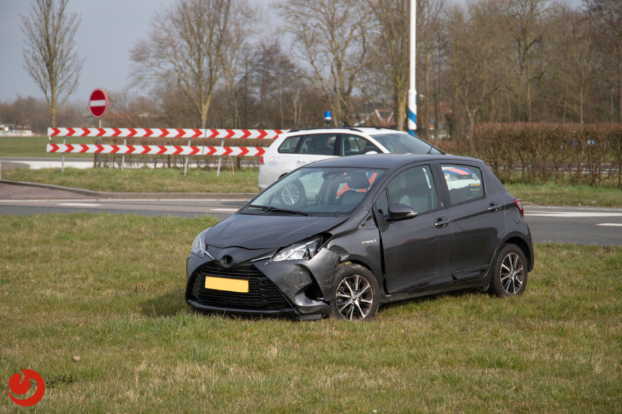 Twee personen gewond bij aanrijding N359 - WOMMELS – Bij een ongeval op een kruising langs de Westergoawei – N359 zijn woensdagmiddag twee personen gewond geraakt. Het... -..