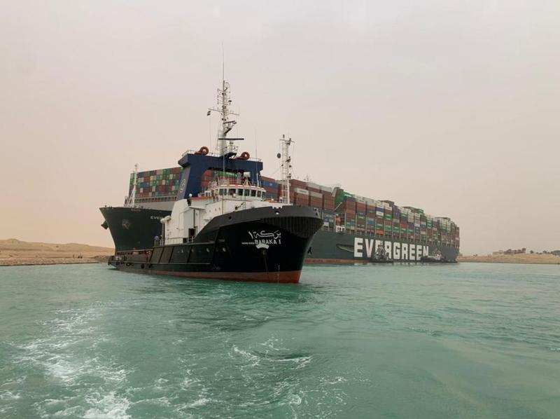 RSSCrecerJuntos's tweet photo. #Ship in blocked convoy in #SuezCanal on move, say source and witness

#Oil #OOTT

Vía @Reuters https://t.co/k2ImyHcbRp https://t.co/X978tKIhuR