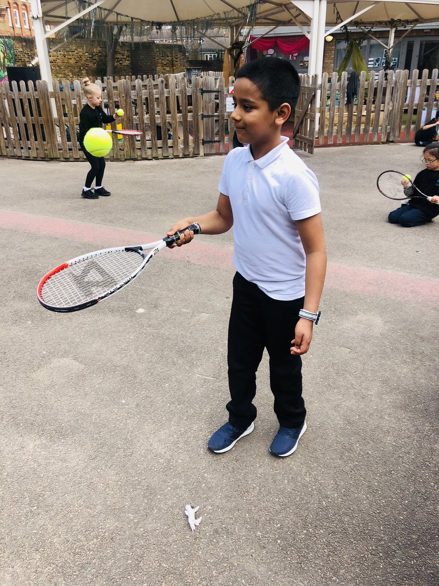 Fun in the sun with our PE lesson today! See you at Wimbledon! 🎾 🎾🎾<a href="/WoodhillPE/">Woodhill PE & Health</a> <a href="/WoodhillSch/">Woodhill Primary School</a>