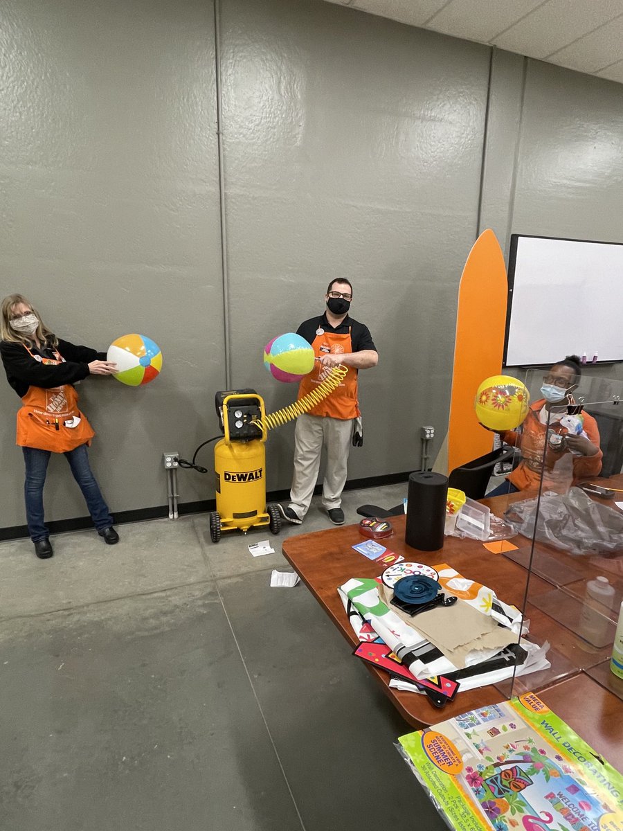 Hd 2754 prepping for Beach Days Success Sharing event! #successsharing, #hdstrong ⁦@nate_knowles⁩ ⁦@keri_williams⁩ ⁦@bobsaniga⁩ ⁦@kimwiechert⁩