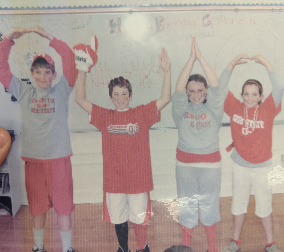 BHSDCTRIP's tweet photo. @ilaymon06 still had this hanging in my classroom from 7th Grade https://t.co/ZW30dNsat6