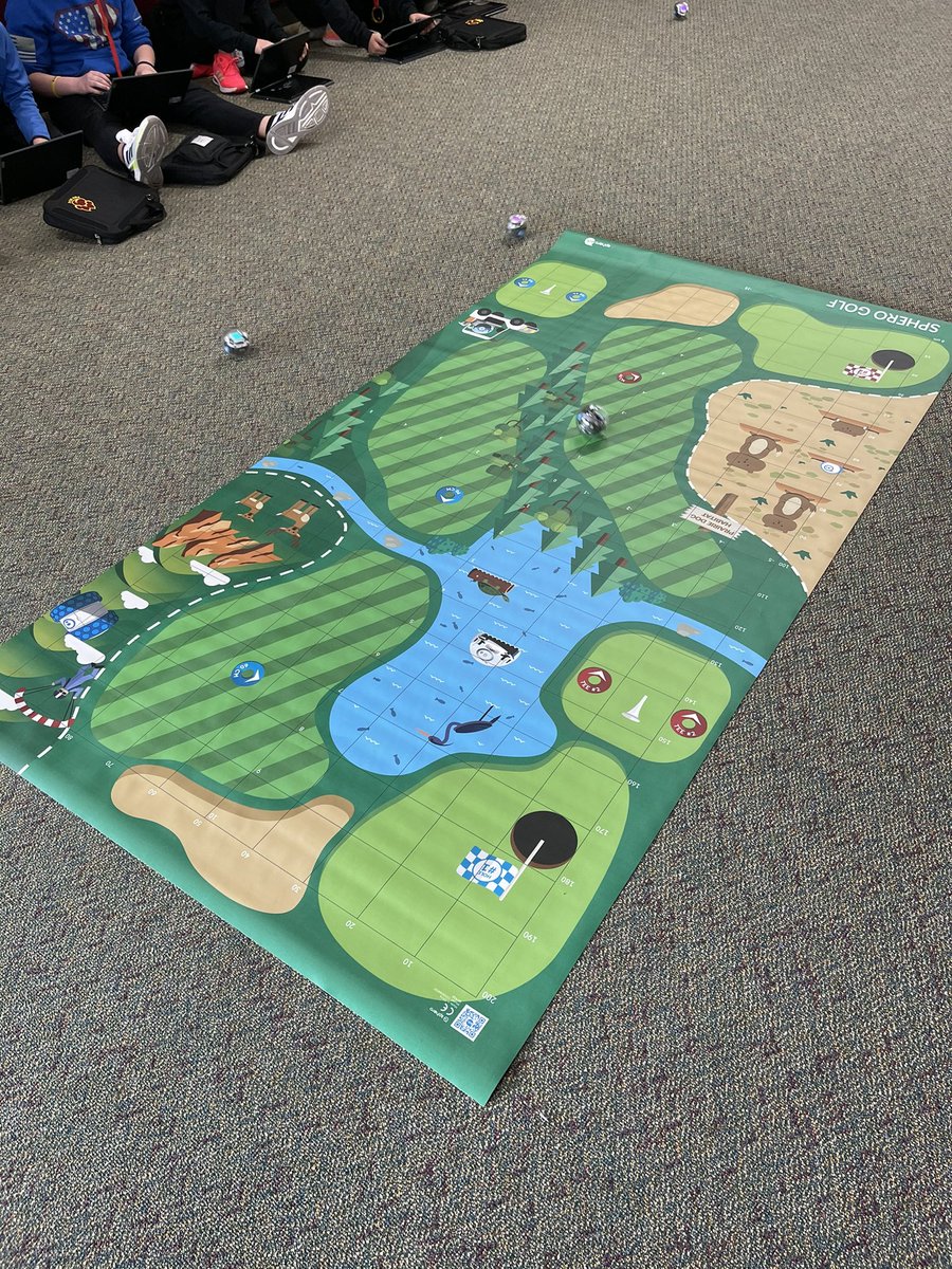 TechCoach157C's tweet photo. 5th Grade students programming @Sphero during STEM class today! @JozaitisColleen @Chelsea_Tigers  @EF157c https://t.co/ip5PEYcHxD