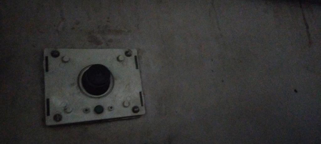 akashary1999's tweet photo. @RailwaySeva what's use of this Device https://t.co/n2crsdFUso