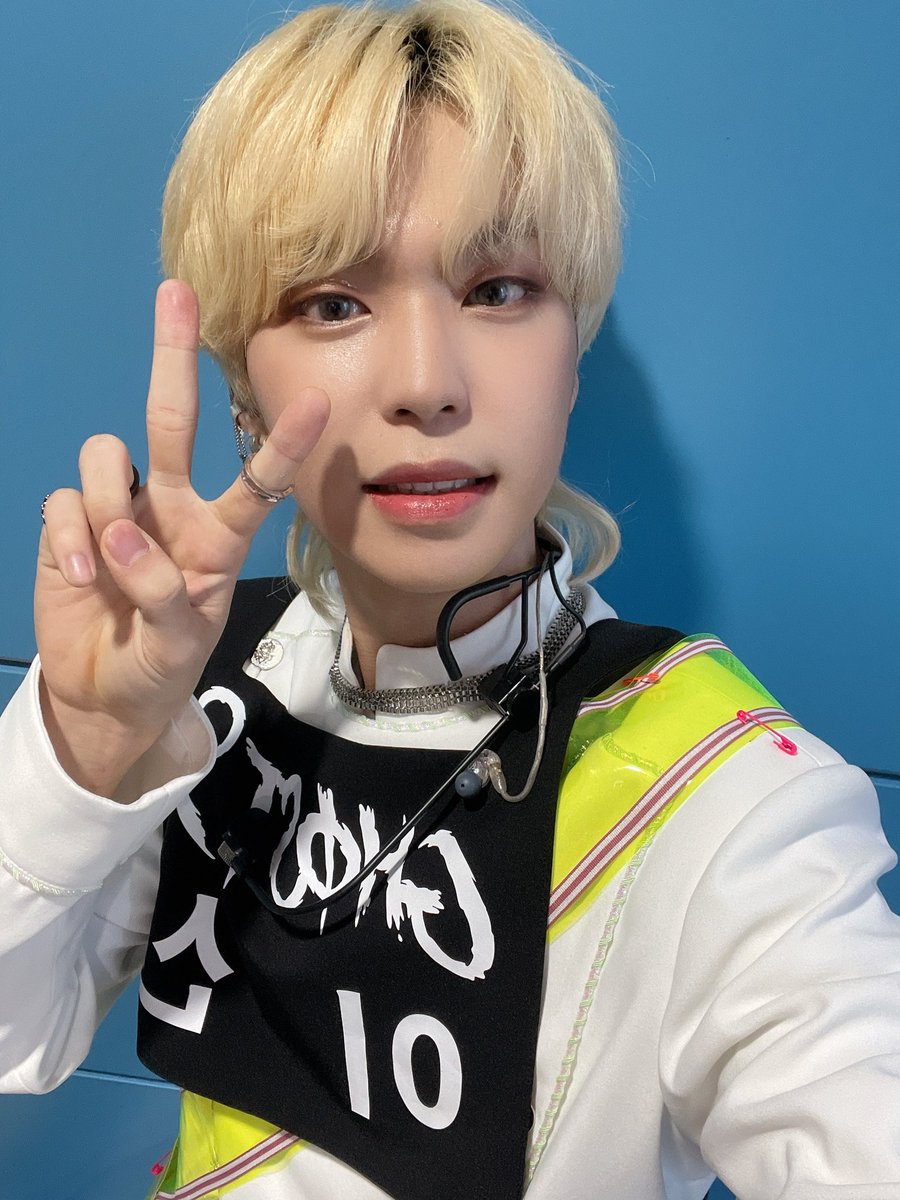 GHOST9OFFICIAL's tweet photo. [#이신]

우리 고스티 오늘도 고생했어🥰 https://t.co/iNiDn3hE0T