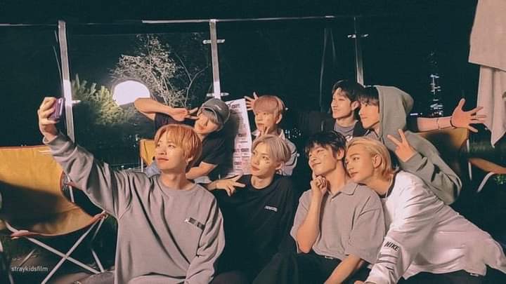 sofftchannie's tweet photo. 𝐫𝐚𝐳𝐨𝐧𝐞𝐬 𝐩𝐨𝐫 𝐥𝐚𝐬 𝐪𝐮𝐞 𝐬𝐭𝐫𝐚𝐲 𝐤𝐢𝐝𝐬 𝐬𝐢𝐠𝐧𝐢𝐟𝐢𝐜𝐚 𝐭𝐚𝐧𝐭𝐨 𝐩𝐚𝐫𝐚 𝐦𝐢 ✨🥺
.
. https://t.co/J9CVbpWDbi