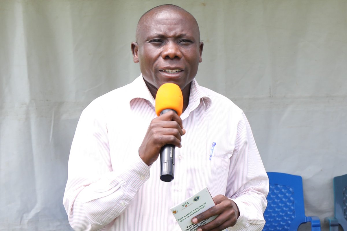 @Us_Emb_Burundi appreciated the great support of Buterere Zone Chief and @UCBUM_Burundi for their great support to @Ahezal through the implementation of this project #Burundi