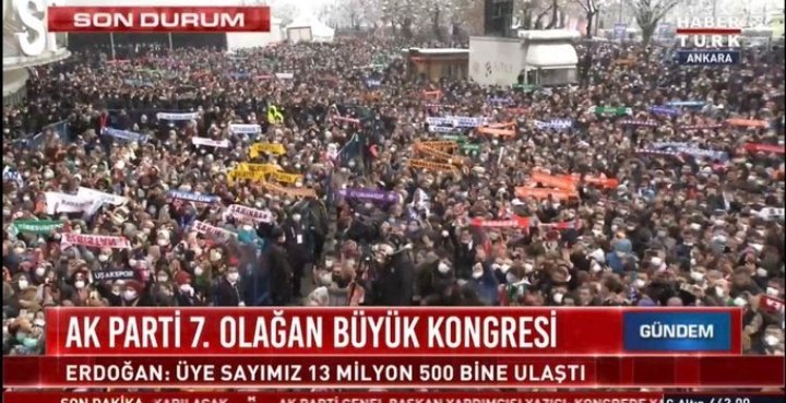 KaderUt20939947's tweet photo. @drfahrettinkoca cidden soruyorum vicdanınız rahat mı biz burda eğitim için cebellesiyoruz okullarımıza gidemiyoruz ve sizin isteğiniz üzerine gitmedik izin vermediniz peki bunlara niye kelime etmediniz #FahrettinKocaNerede https://t.co/78MhMFBlFI