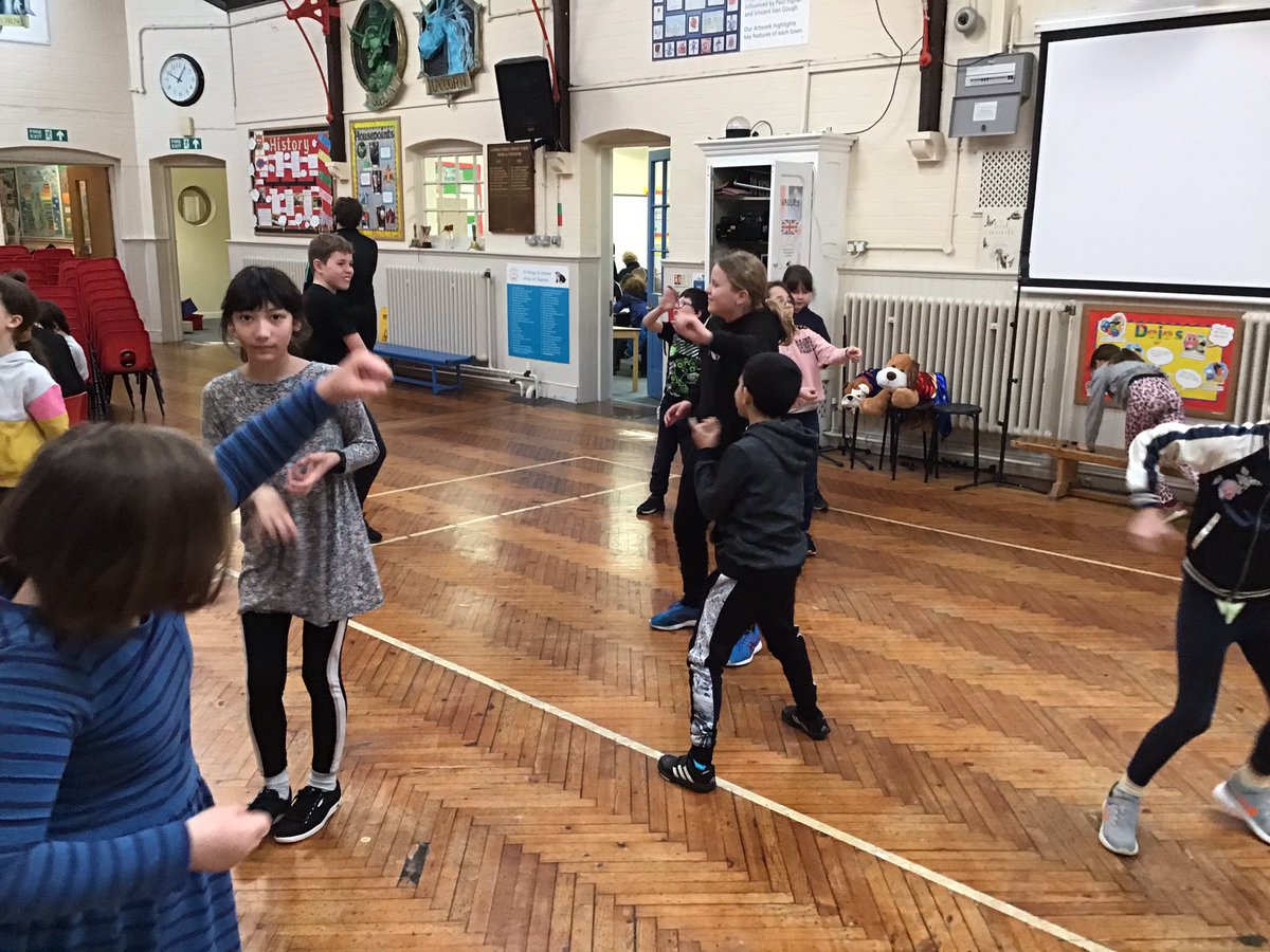 ClaphamTerrace1's tweet photo. Year 4 have been using the art of mime to help them think about equipment they would need to wash Hamlet the elephant, from our book The Firework Makers Daughter. We are going to write a set of instructions! #literacy #imperativeverbs #instructions #chronologicalorder https://t.co/mjbHWgKoZc