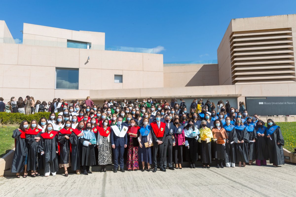 alumni_college's tweet photo. El pasado 13/03 fue el acto de imposición de becas @alumni_college programa formativo de los colegios mayores @cm_aldaz @cmgoimendi @cm_goroabe @cmjaizkibel @cmolabidea ¡Enhorabuena! https://t.co/Wx8U1H9XuM