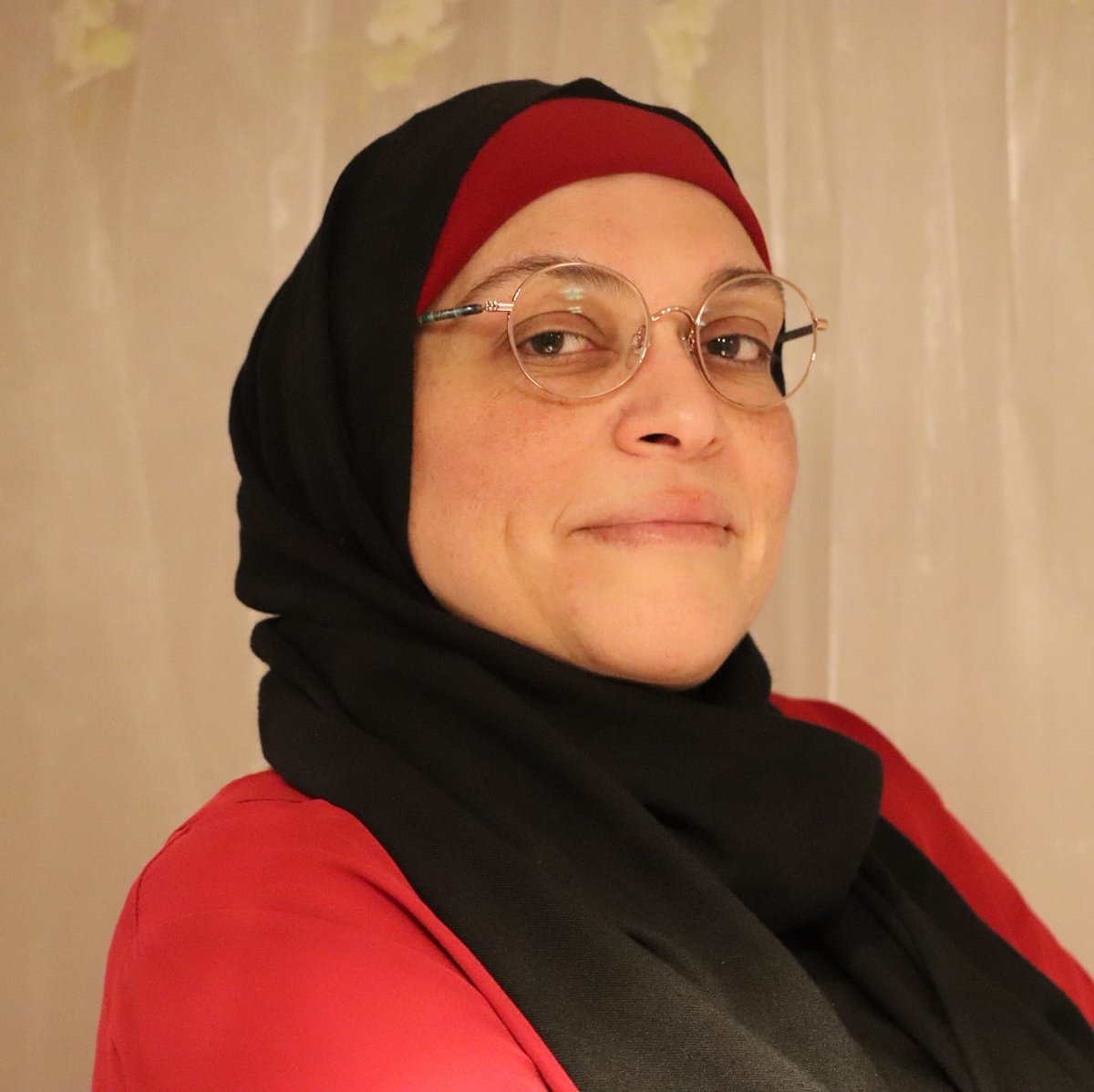 Dr Reem El-Gendy has recently completed the Postgraduate Certificate in Academic Practice (PGCAP).

Successful completion of the programme means she has also been awarded Fellowship of the HEA (FHEA). 

Congratulations Reem!