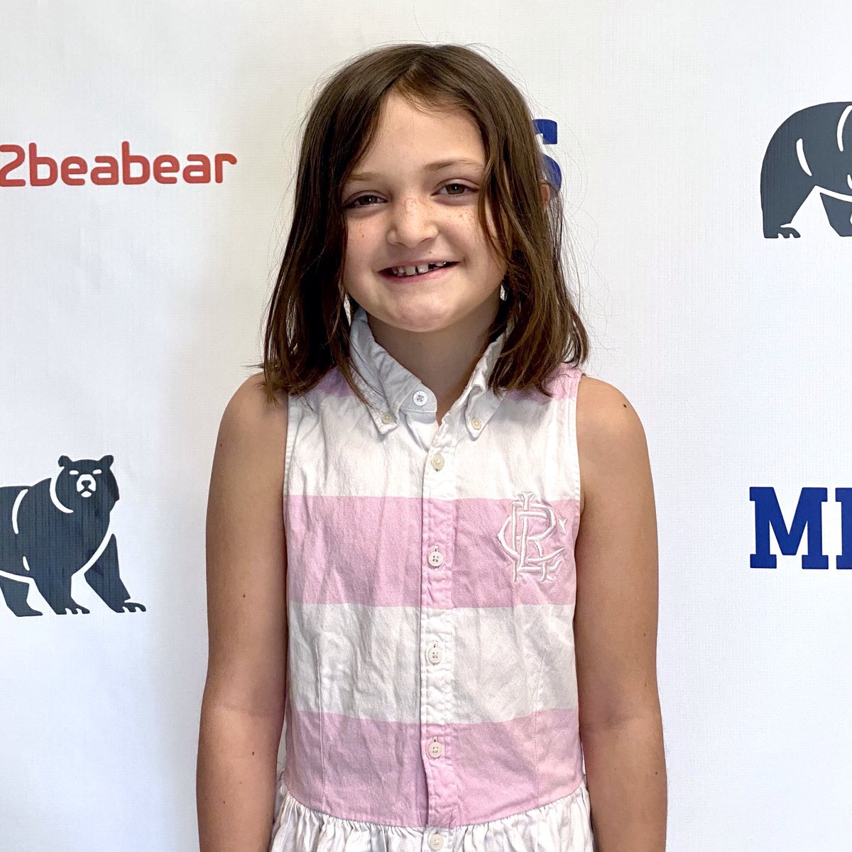 MaryBlountK5's tweet photo. Today’s “Bear of the Day” is 3rd grader, Haylee Yeager. When we were short a custodian, Haylee assisted in sweeping the floor to help. 👏 That’s some awesome B.E.A.R spirit. 🤩 Thanks, Haylee. #bearpawed 🐻 #waytogobears #waytogobears🐻 #great2beabear https://t.co/hpcg06m17W