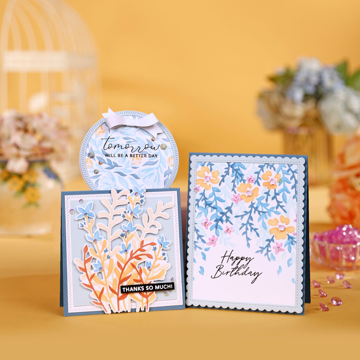 ⭐ Papercraft Essentials Magazine #197 ⭐
The awesome Pinkfresh Studio Design Team have created a stunning trio of makes ideal for sending to loved ones who like their garden and all things floral.
Grab yours now: bit.ly/2P0wzkC