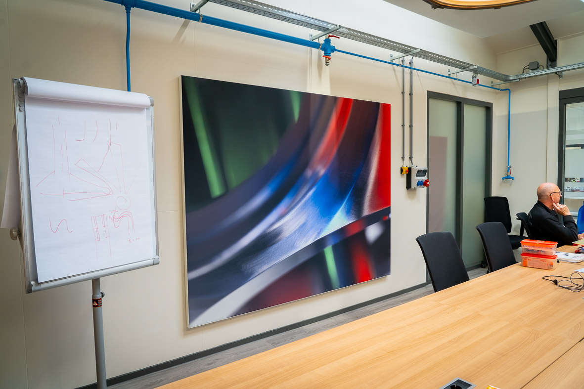 studioroyalenl's tweet photo. Ontzettend leuk om te maken!

Bekijk hier de creatieve foto's van ROTARY VALVES op groot formaat geprint gemaakt als presentatie / decoratie materiaal voor DMN Westinghouse.

#DMN #creatievefotografie #abstract #wanddecoratie #alufoto #fotoprint #presentatie #fotografie #highend https://t.co/3Atye774W8