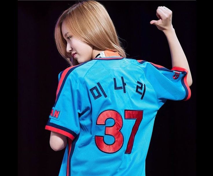 37 is Mina's fave number 37 also means Mina in Japanese 37 is the