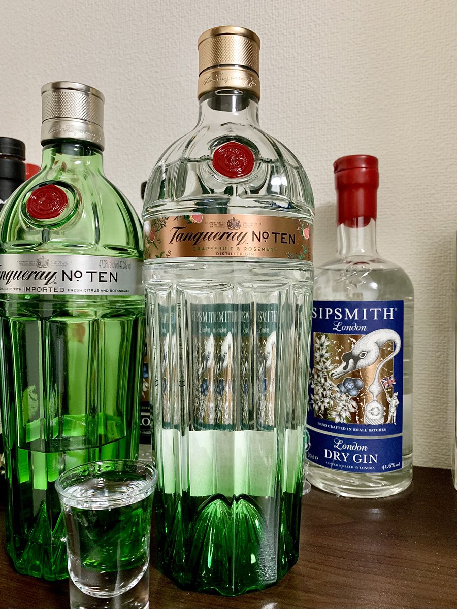 グレープフルーツとローズマリーのハニーカクテルレシピ