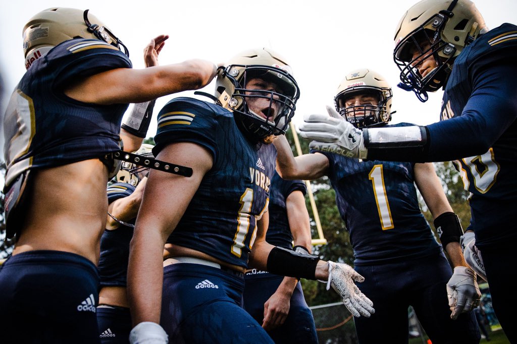 🏈🏋️‍♀️Our 10th annual York football/weight room lift-a-thon is March 25 at 6:30 PM.🏋️🏈
Proceeds help our kids pay for camps, help fund our weight room, &amp; help us continue to put safest equipment on our boys!
If interested in donating see a player or Venmo  <a href="/York/">ahhhhh</a>-Football ANY time!
