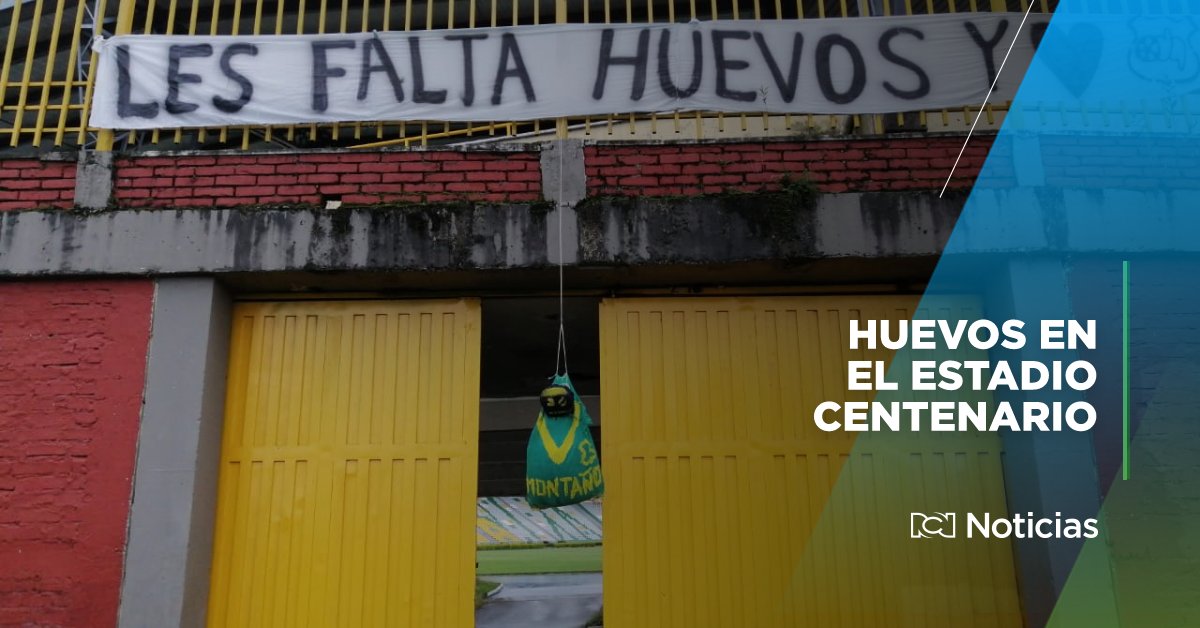 Riegan huevos en la cancha del estadio de Armenia 

Además, una serie carteles en vías públicas de Armenia con mensajes alusivos a la situación actual del deportes Quindío llamó la atención de ciudadanos y autoridades de la ciudad 👉 bit.ly/3fcfeQK