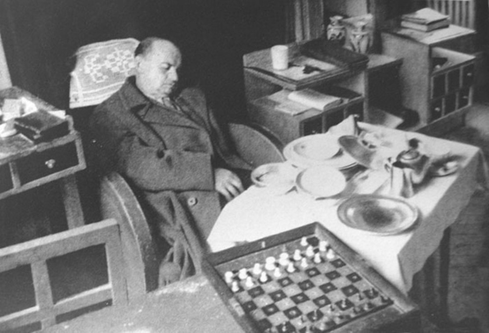 O Triunfo e a Tragédia de Alexander Alekhine