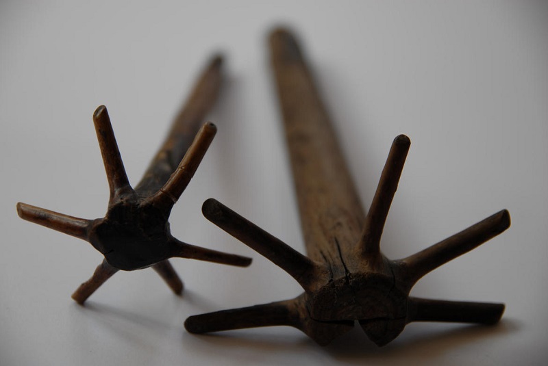 #archeologiatrentino #museopalafittefiave #palafitte #UNESCO #piledwelling #piledwellings
Buon pomeriggio!
Oggi per “10 years - 100 stories”, 10 anni - 100 storie vitrine.palafittes.org/vitrine-en.html vi presentiamo i frullini in cimale di abete rosso .
facebook.com/soprintendenza…