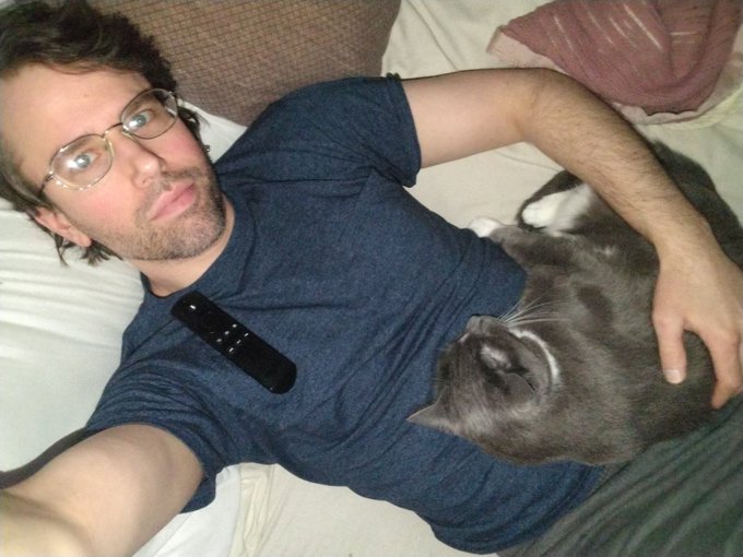He's such a cuddle bug :3 https://t.co/qVfq7ShGqo