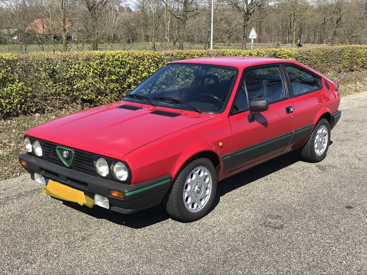 Paul_0110's tweet photo. @King_Volvo_ Hahahaha, bijna #miniFerrari https://t.co/0N2ZrOFRUX