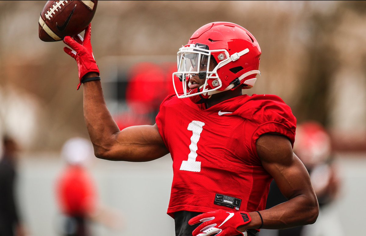 DawgNation's tweet photo. BREAKING: Georgia confirms George Pickens will have ACL surgery https://t.co/9EYN3ldhw7 https://t.co/Ka52zMPycT
