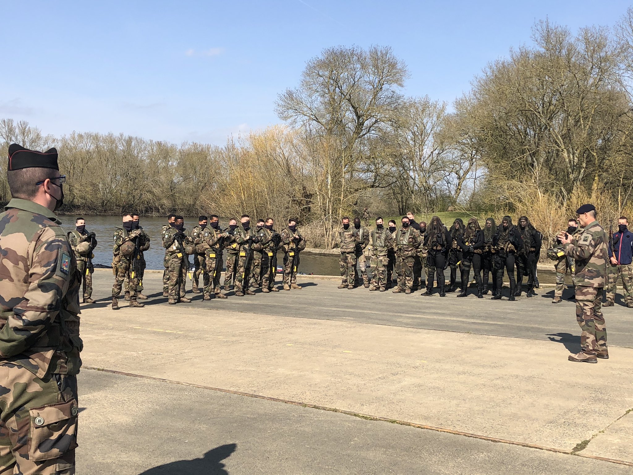 ExQd9eKXEAQ5KXk?format=jpg&name=large