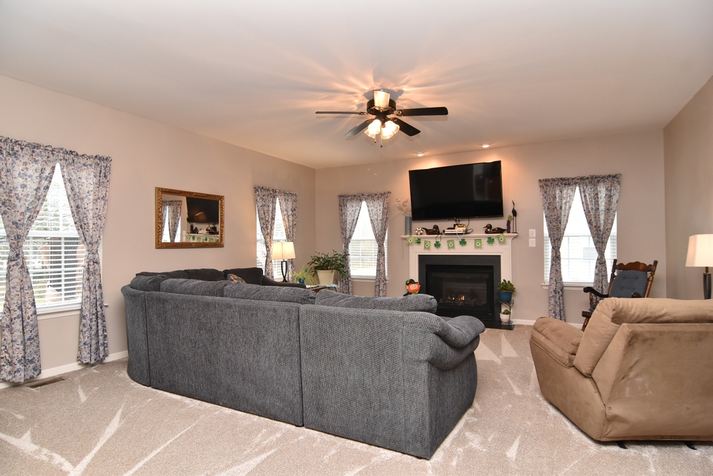 JackLingo's tweet photo. NEW LISTING! 🍍 // 24854 Rivers Edge Road, Millsboro, DE - for sale by Molly Bayard, REALTOR® - $415,000⁠
⁠
Office: 302-227-3883 / Cell: 302-381-0839⁠
molly@jacklingo.com
⁠
View this listing: https://t.co/4dScTvT8U5

#RealEstate #ForSale #Millsboro #JackLingo #REALTOR #List https://t.co/QgKOILsh0W