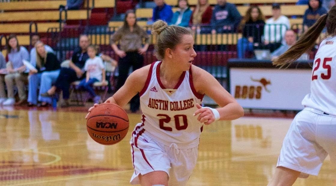 Roo_SAAC's tweet photo. Our first Senior Spotlight is Reagan Chiaverini, a Senior from Colorado, double majoring in Public Health, and Environmental Studies.
Reagan is planning on attending graduate school at Colorado School of Public Health next fall, and we know she will do great things!! https://t.co/ROYV2ruzMC