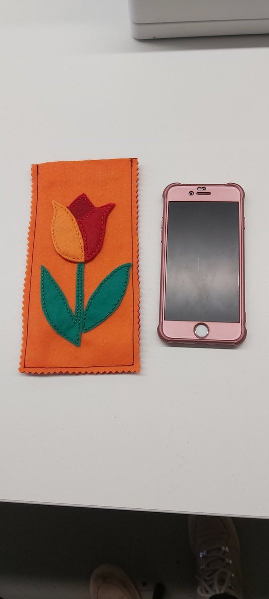 BeacomMiss's tweet photo. First day at uni and we made a phone cover! #StrathBScHETech https://t.co/ehuswyQ6lF