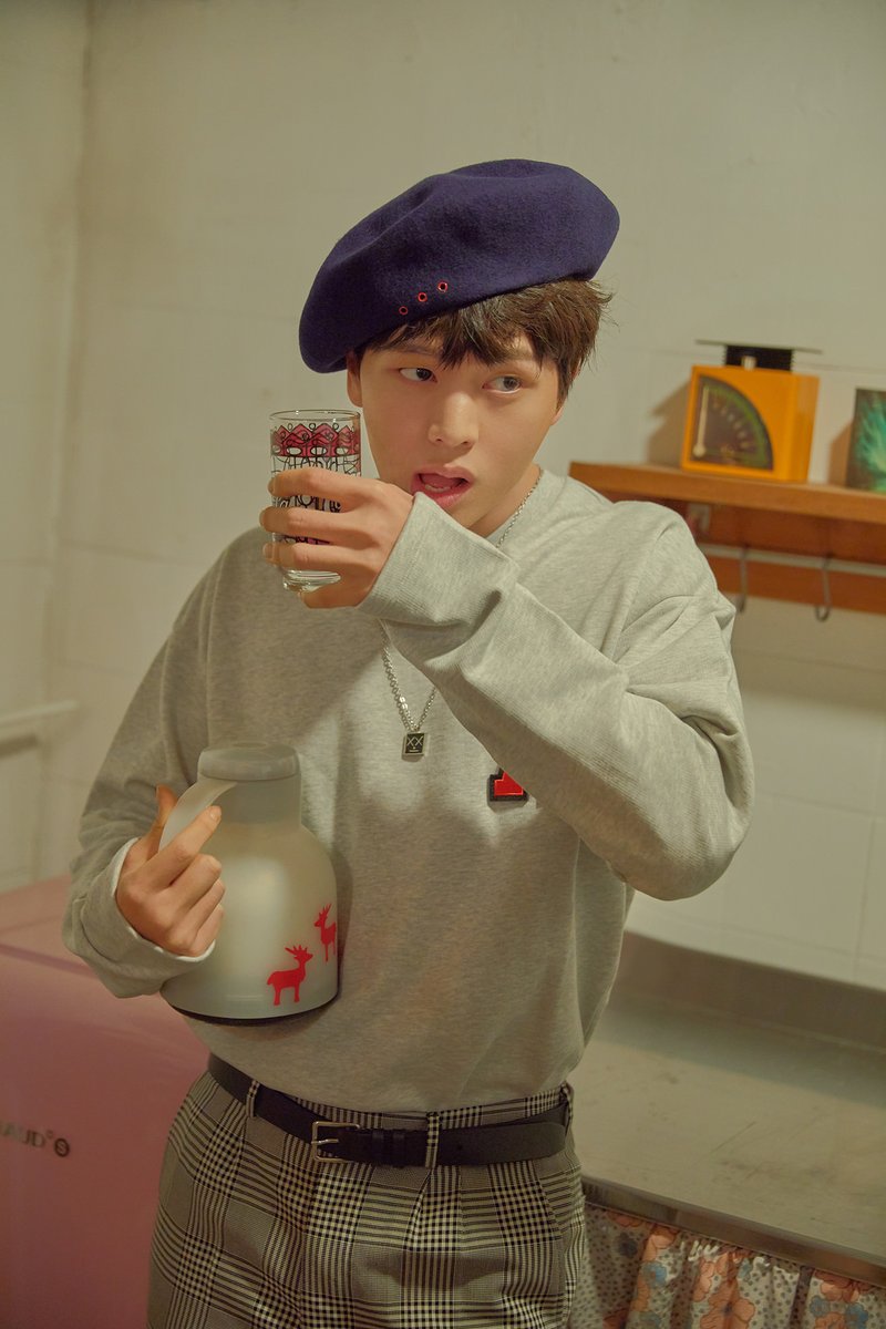 FYNEMESIS's tweet photo. [ 𝐏𝐇𝐎𝐓𝐎𝐒𝐇𝐎𝐎𝐓 ] WOOJIN FOR GRAZIA MAGAZINE APRIL ISSUE. https://t.co/8MOouVtQBW