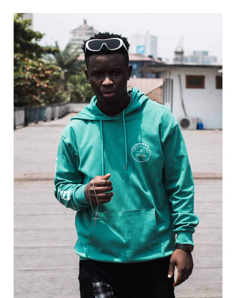 _Officialnation's tweet photo. #DWS21
OFFICIAL NATION ®️ Life is Official Hoodie off our Winter series collection #Downtownwinterseries2021 #OFFNAT #ON https://t.co/yMrdl65Iqw