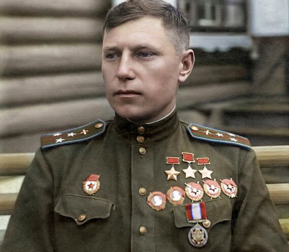 PLuWex's tweet image. «Самым главным, самым священным для меня был всегда долг перед Родиной»