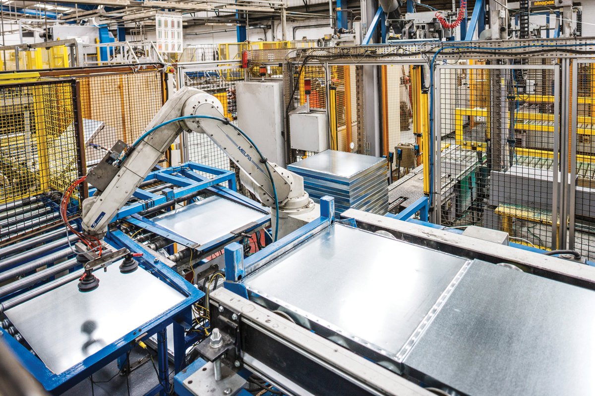 KingspanDF's tweet photo. The main reason we are the number one choice in #raisedaccessfloors for almost every tier one contractor operating in the UK today is our relentless pursuit of quality. Find out more about what #quality means to us...
https://t.co/wCagB9lycC
#construction #marketleading https://t.co/trfIOJSAsD