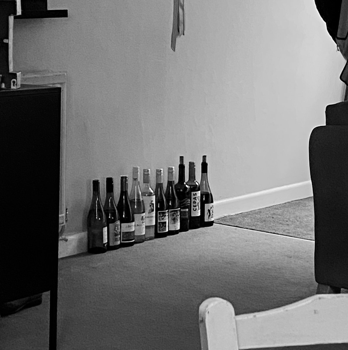 vineyards_wine's tweet photo. When your #Homework is wine...
P.S. spot the wine conga line by the front door ready to share with the #WineTeam
#WineSampling #WineLineup #NoLongerDineAtTheTable #JustWine #Wine #WineLovers #VineyardsAtHome #VineyardsSherborne #SherborneIndies #Sherborne #Dorset https://t.co/1xUbAoaq1V