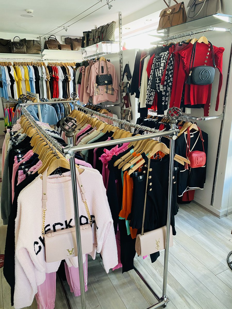 Room12Lancaster's tweet photo. Our gorgeous shop looking bright and fresh today! 💗🤩 https://t.co/dd06p8skxU