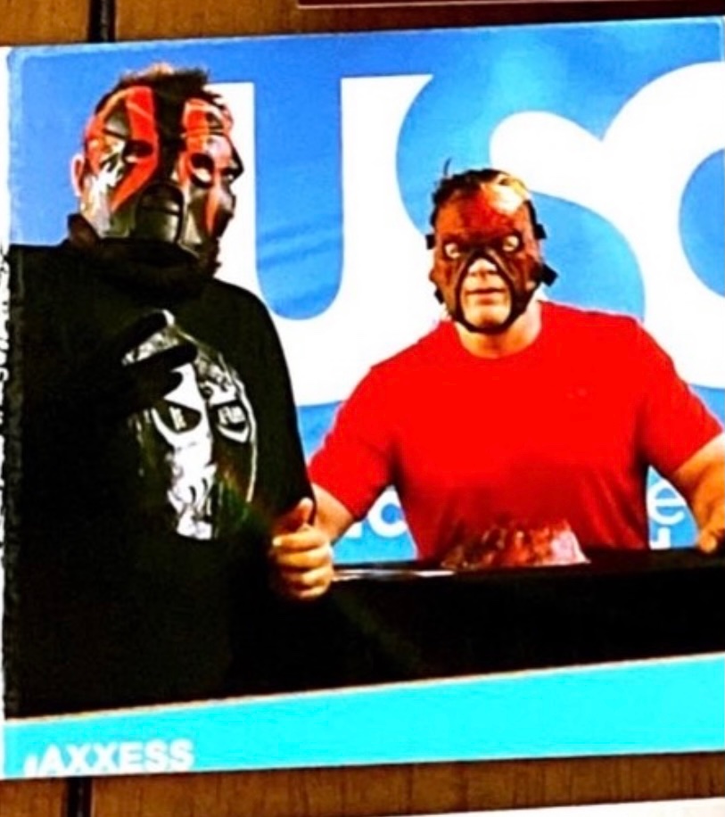 Biqq71jq's tweet photo. @KaneWWE congrats!!!! You were always a 1st ballot HALL OF FAMER in my book!!! Best Royal Rumbler ever! 2001 Royal Rumble best ever! https://t.co/p5f0Ebvjzj