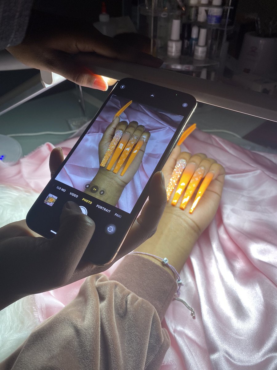 yanniec_'s tweet image. stop playing wimme 😡🤣