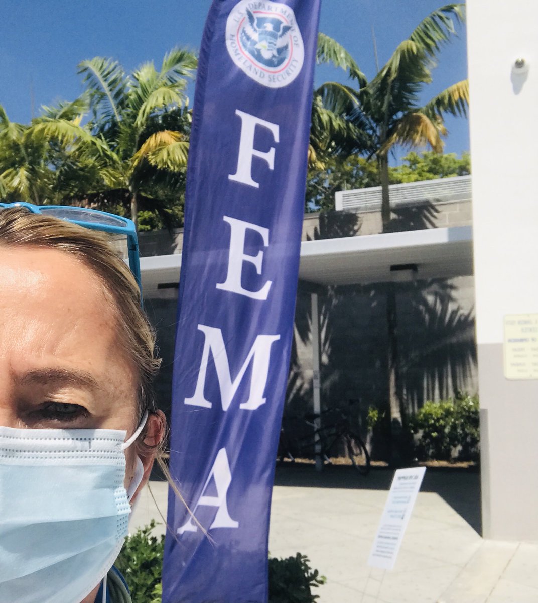 GoVoteMiami's tweet photo. Getting vaccinated is becoming easier. ⁦@miamiparks⁩ FEMA Vaccination Site at Charles Hadley Park. A BIG THANK YOU to the dedicated, professional and kind staffers showing up to make this possible. #VaccinatedVoter #Covid #FEMA #OurCounty https://t.co/QarhPNIZYK