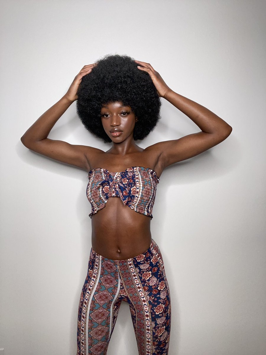 ShadaeMccallum's tweet photo. Ego as big as my afro because I’m the shit https://t.co/hyhRu4d9ua