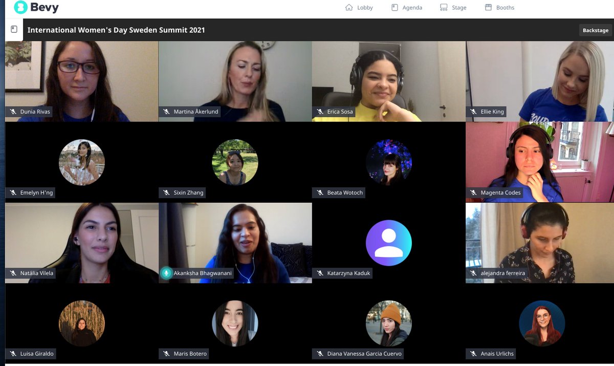 MagentaCodes's tweet photo. We're ready to start!!👩‍💻💜

#MoreWomenInTech #womensupportingwomen #WomenTechMaker #WTM @MagentaCodes @WomenTechmakers https://t.co/AJKt9Jv6ox