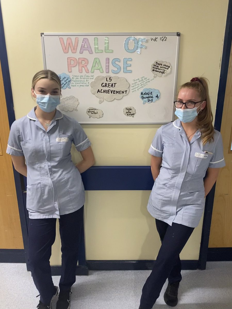 L5Ward's tweet photo. A little bit of praise goes a long way! Thank you to all the Ward-L5 staff for their selfless hard-work during the March period 🙌🏻. #nhs #PositiveVibes #srft https://t.co/imLtgPjfdb