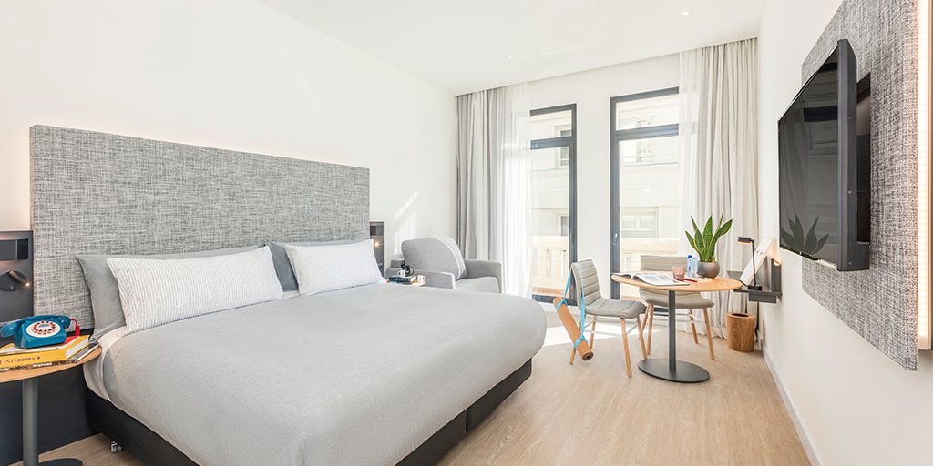 INNSiDE by Meliá se prepara para su próxima apertura en #Madrid. Tras una importante reforma y un rebranding, INNSiDE Madrid Gran vía es una propuesta vibrante que enamorará a los viajeros más curiosos. Descúbrelo aquí >  ow.ly/VN76102Chej