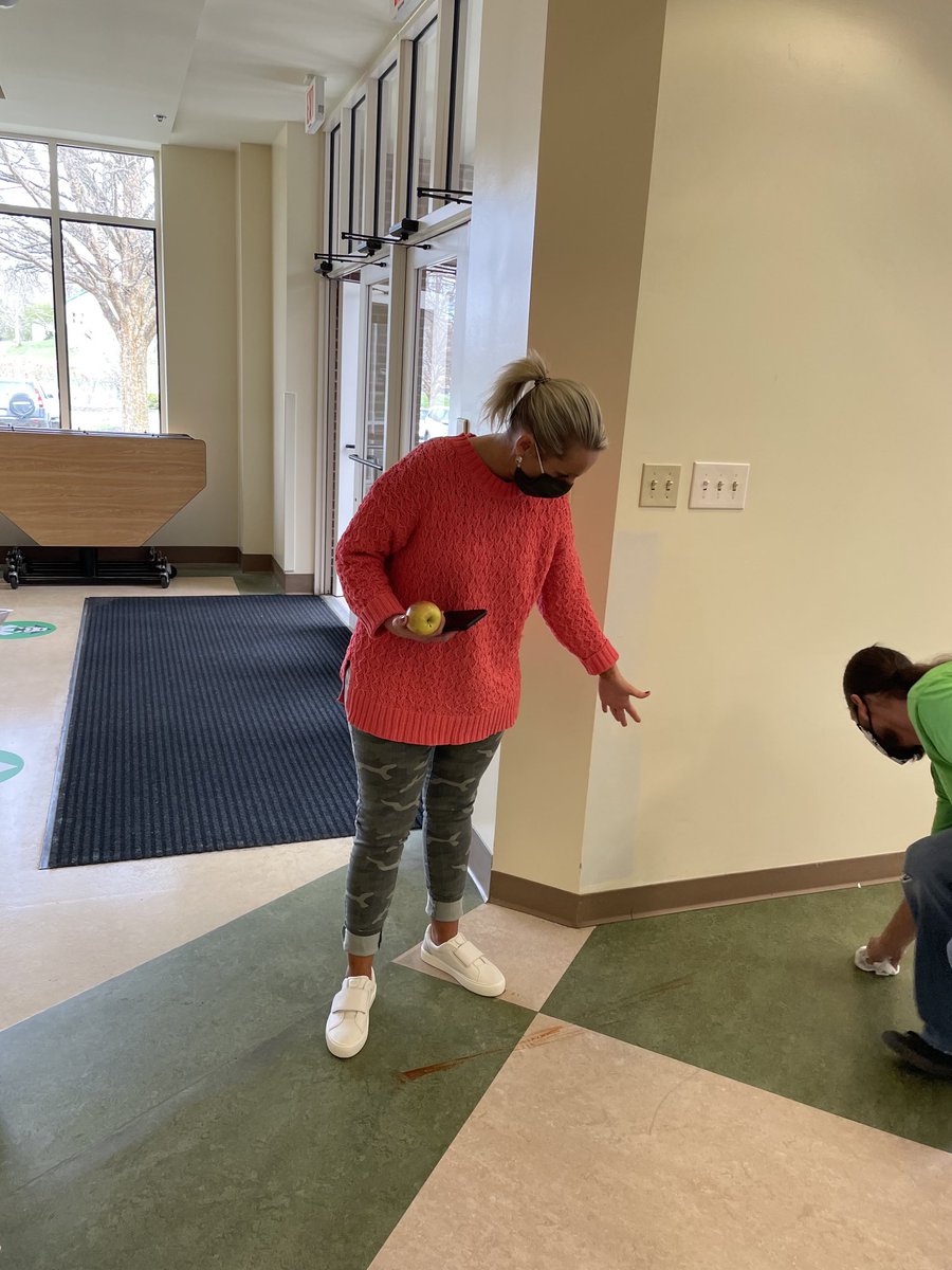 evattatc's tweet photo. Bet your teacher of the year does not clean up an exploding ketchup packet. โฆ@writenoelleโฉ @mbwhite71 https://t.co/yWhIEayOOe