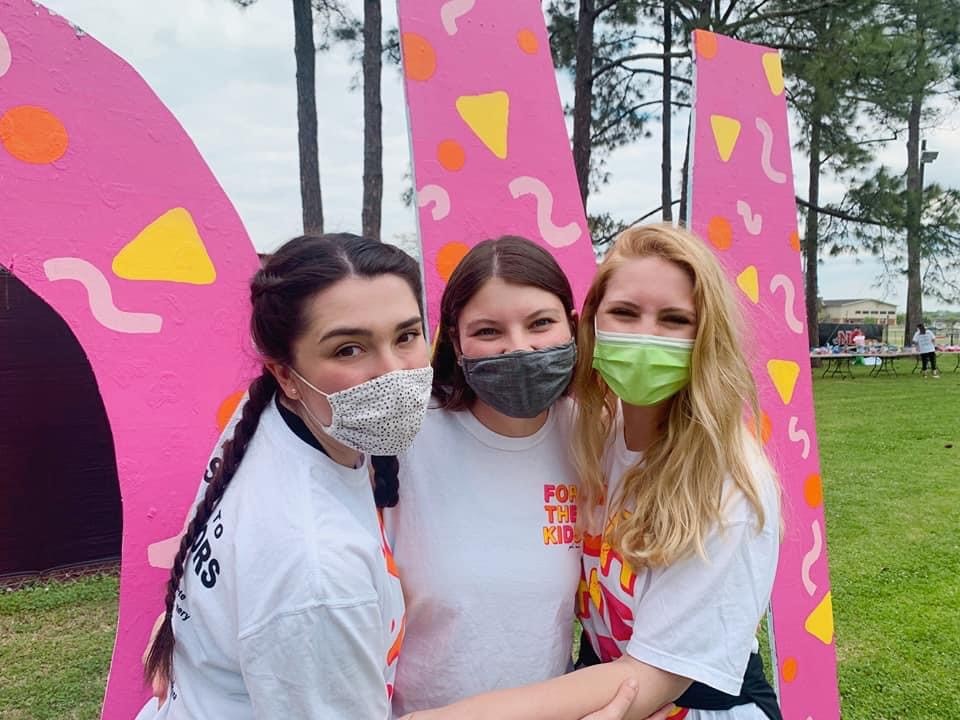 manfamchildrens's tweet photo. 💕THANK YOU💕 to @PhiMuAtNicholls for hosting their first ever Cornhole for a Cause tournament and raising more than $10,000 for the kids at Children's Hospital New Orleans! @CMNHospitals @PhiMuFraternity @NichollsState https://t.co/5KbvjNs7I4