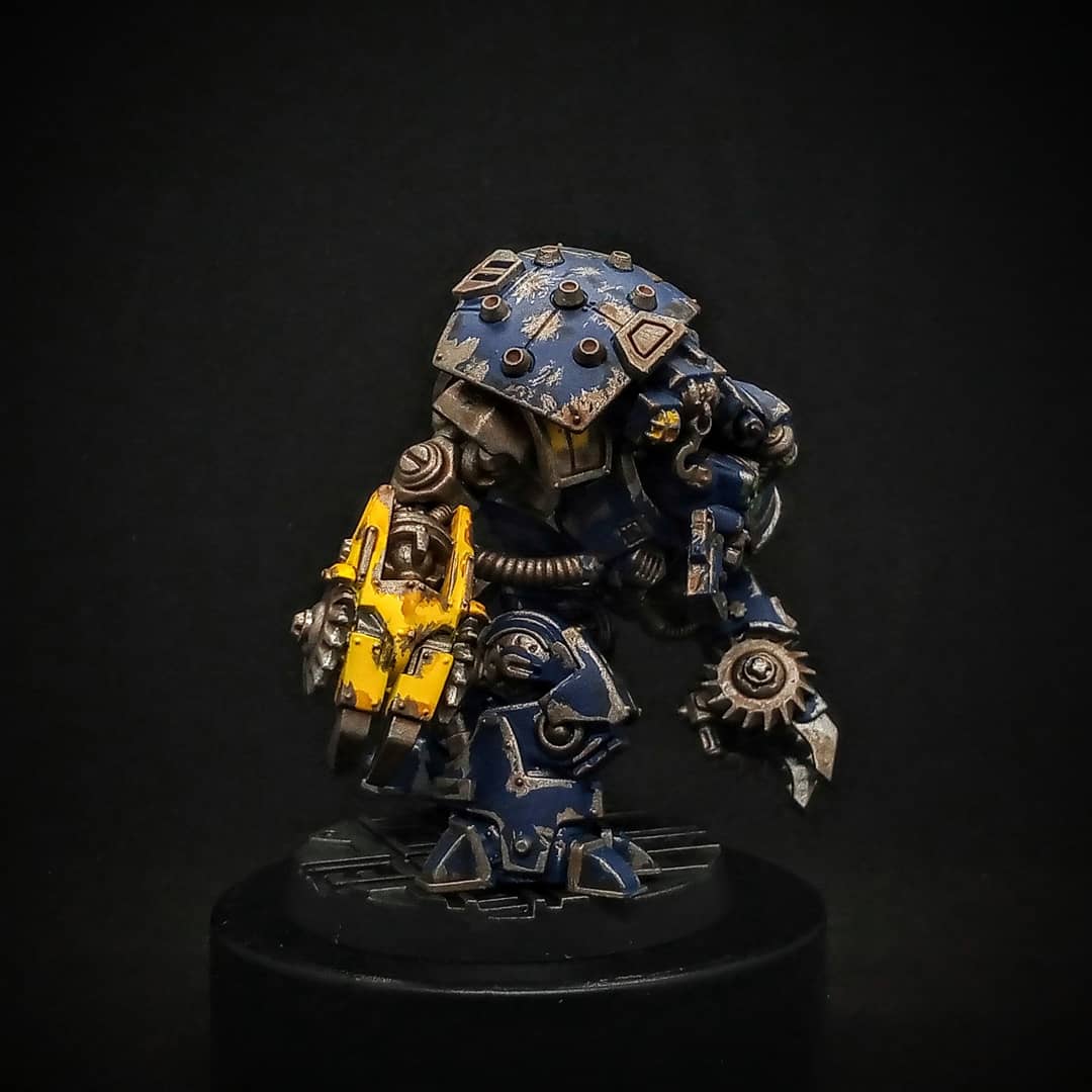 Metroracer1985's tweet photo. Decided to start showing off my minis here, Here is my #necromunda #ambot I painted yesterday #warhammer40k #warhammer https://t.co/sqMP38SBt6