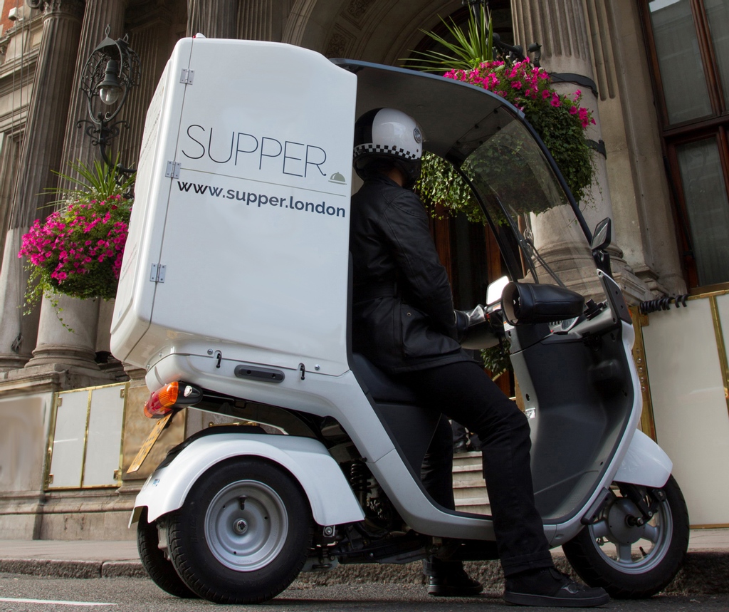 minjianglondon's tweet photo. With a dedicated team of riders and these specially developed scooters, they ensure you are getting Min Jiang levels of service straight to your door.

Why not download the app or visit the SUPPER London website today, https://t.co/Jce16Z53Jx

 #Takeaway #MinJiang #Chinese https://t.co/bfbVHHFX5z